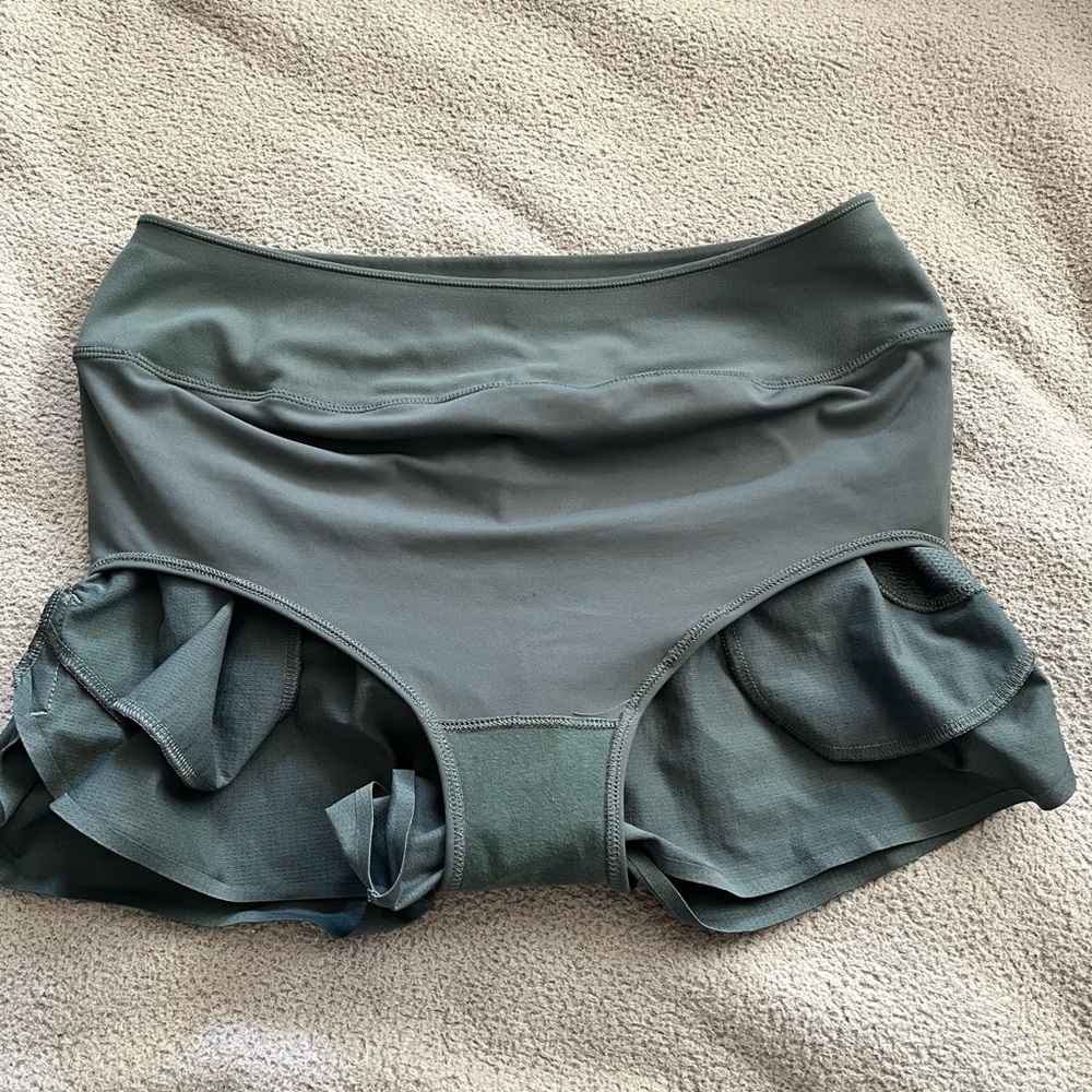 Ultra Stretch Active Running Dark Green Shorts Large - Picture 5 of 9